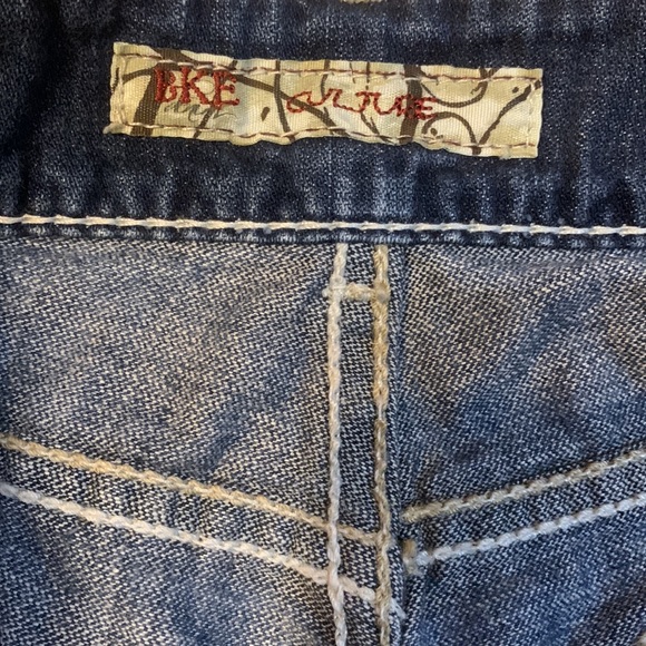 BKE - Picture 5 of 8